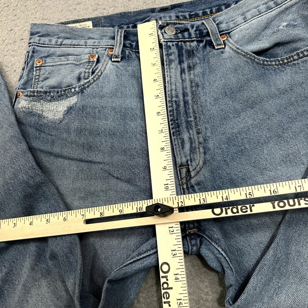 Levis Jeans Mens 34x26 Blue Denim 551 Z Straight Fit Cropped Premium Big E Adult - Picture 8 of 16